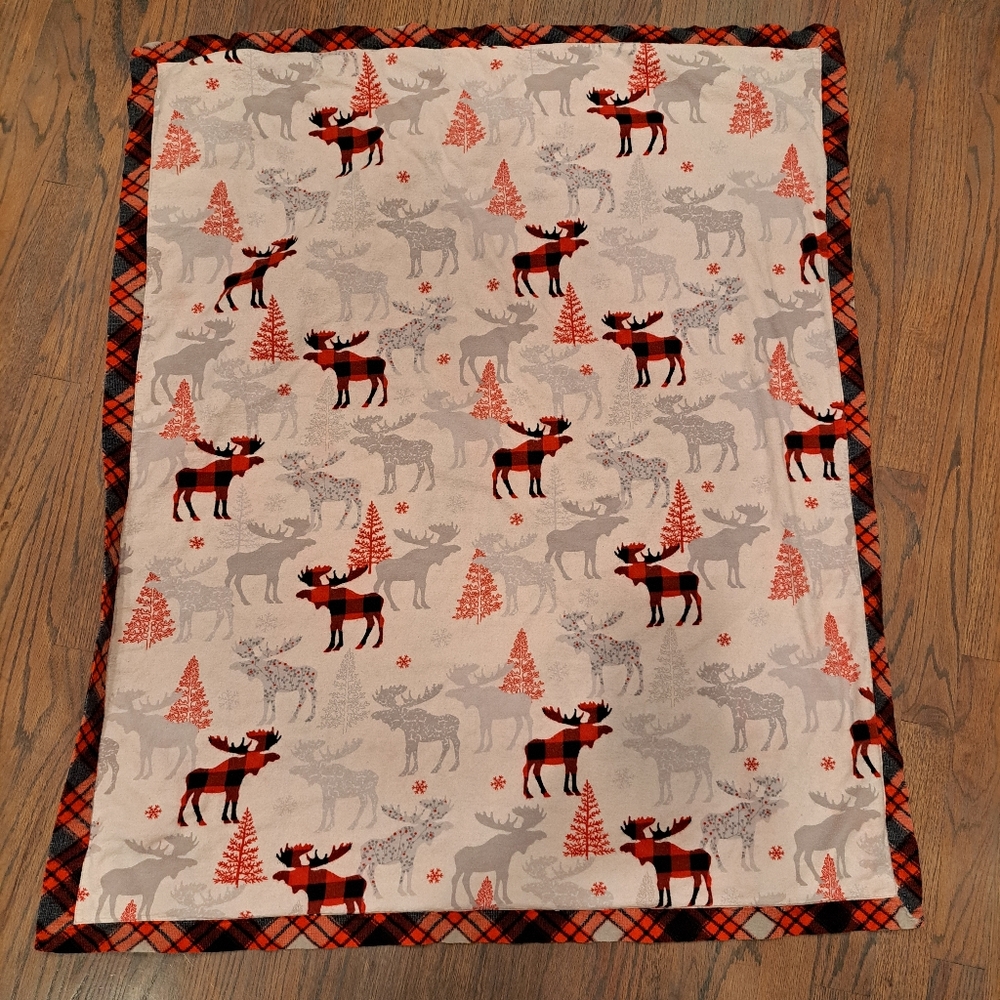 Moose flannel blanket